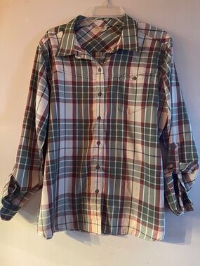Ascend Plaid Button-Up Shirt in Green, Red & White